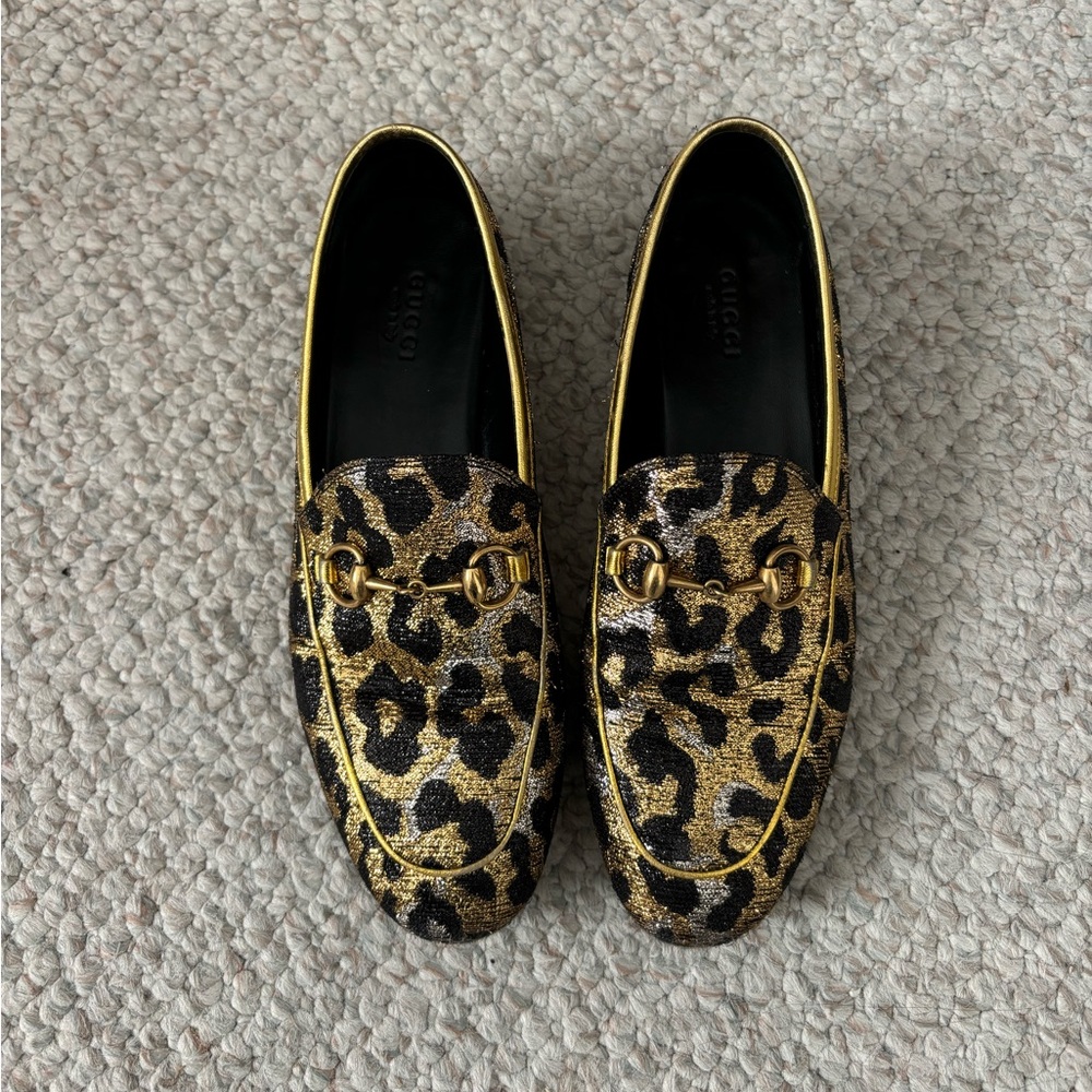 Gucci Jacquard Leopard Print Horsebit Womens Jordaan Loafers